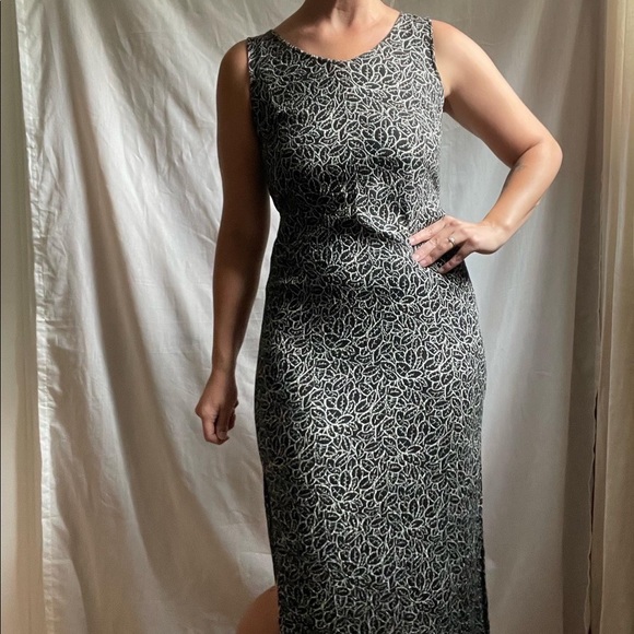 90s Rayon Leaf Print Midi Dress - Picture 4 of 7